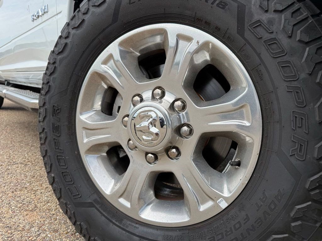 Used 2024 RAM 3500 Big Horn AWD/4WD image 15
