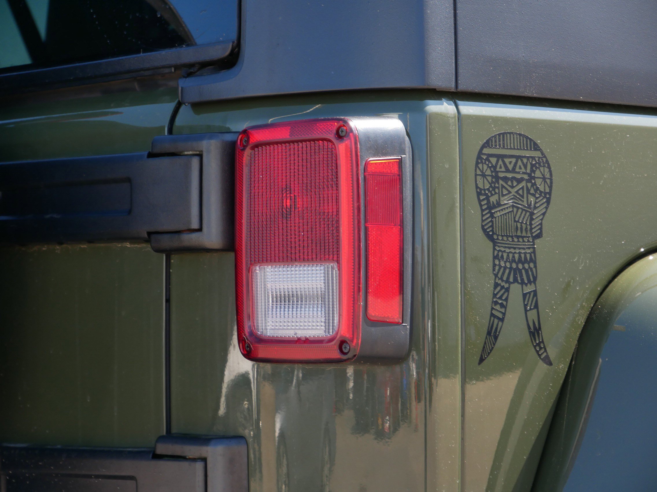 Used 2016 Jeep Wrangler Unlimited Sahara image 17