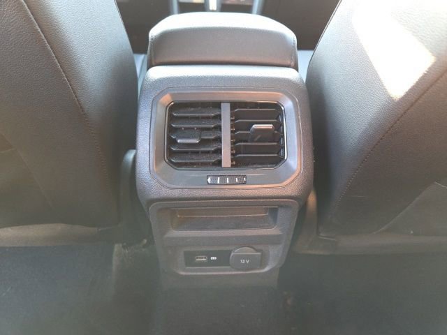 Used 2020 Volkswagen Tiguan SE R-Line image 23