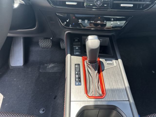 New 2025 Nissan Kicks SR w/ SR Premium Package image 23