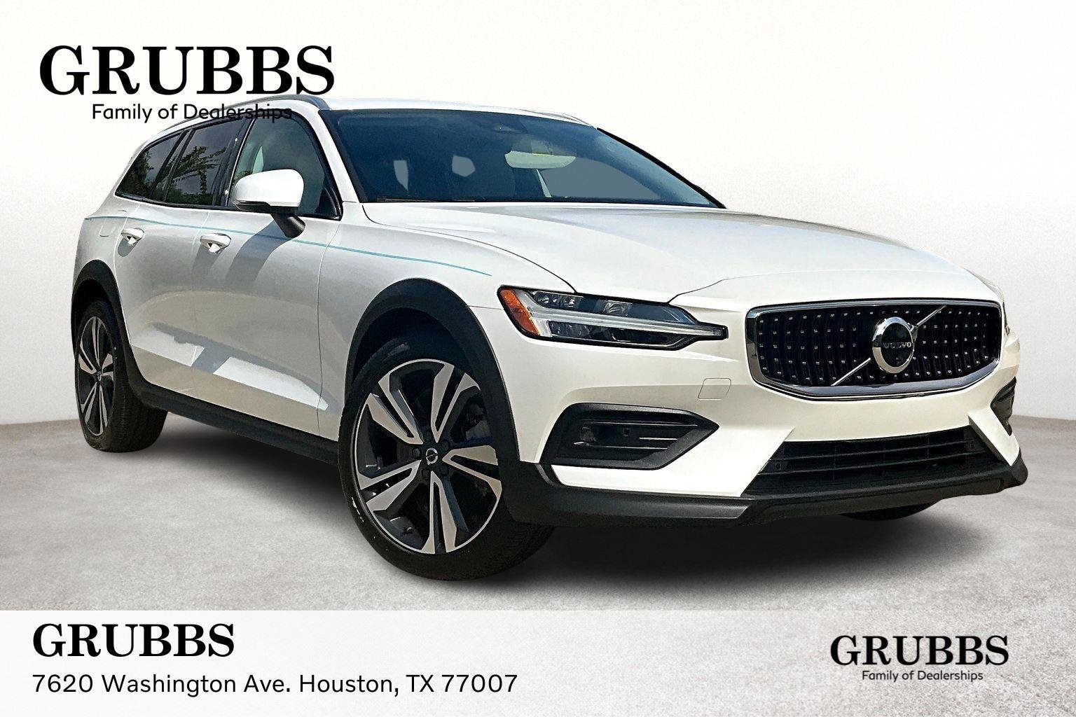 Used 2023 Volvo V60 B5 Cross Country Plus w/ Protection Package Premier