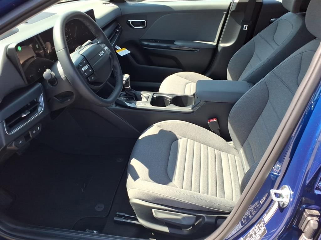 New 2025 Kia K4 EX image 10