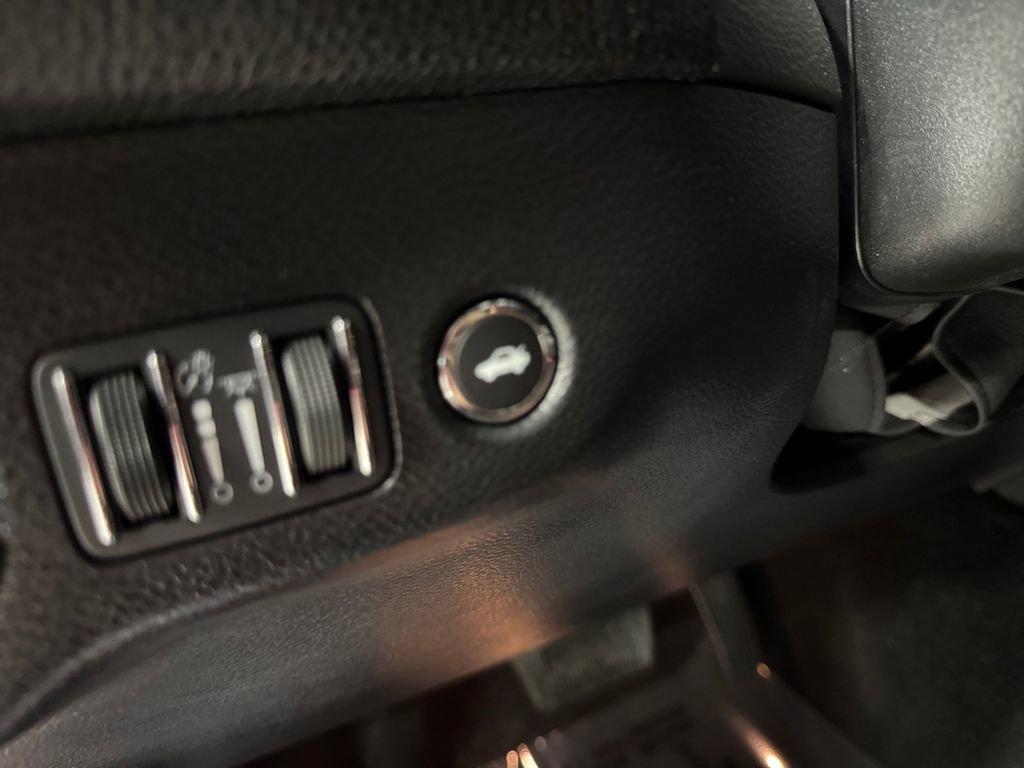 Used 2023 Dodge Challenger R/T Scat Pack image 10