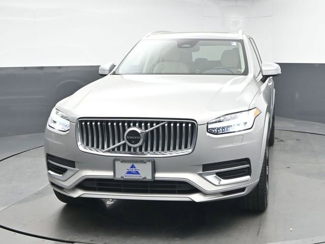 Used 2023 Volvo XC90 T8 Plus image 3