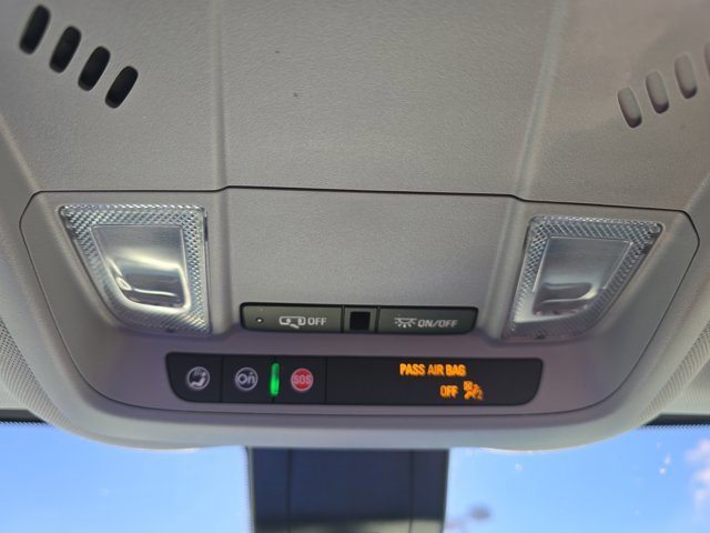 Used 2023 Chevrolet Equinox LT image 34