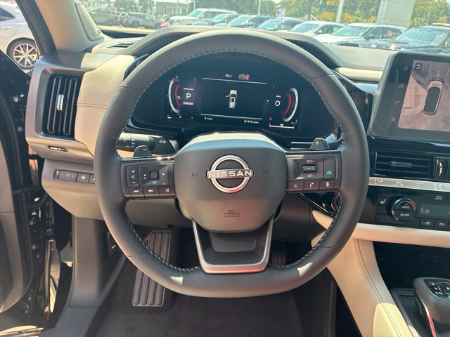 New 2026 Nissan Pathfinder SL w/ SL Premium Package FWD image 12