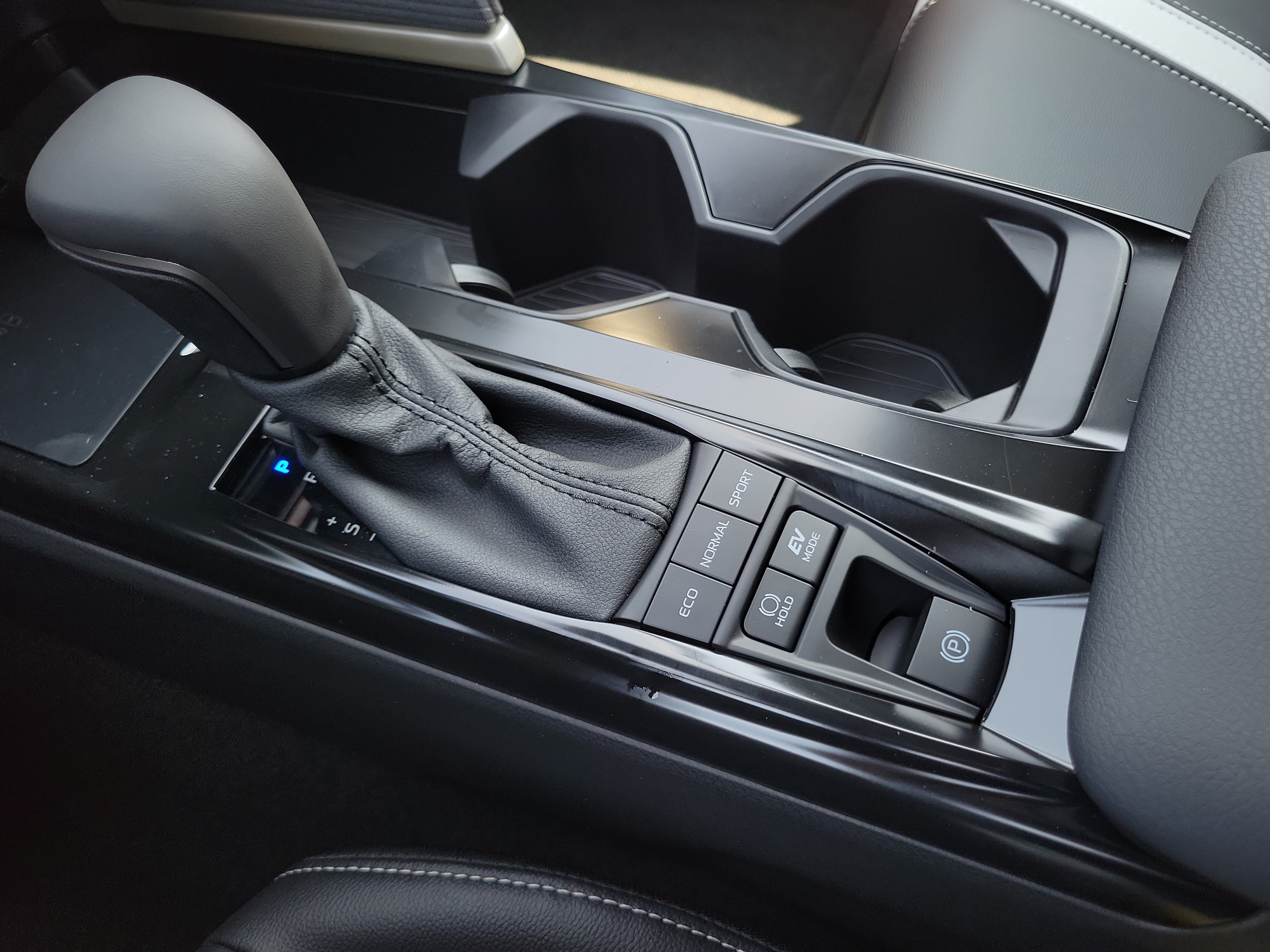 New 2026 Toyota Camry SE AWD/4WD image 31