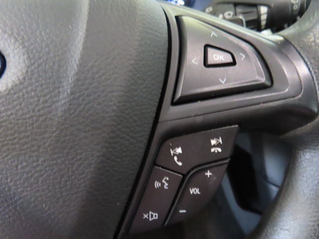 Used 2018 Ford Edge SE FWD image 19