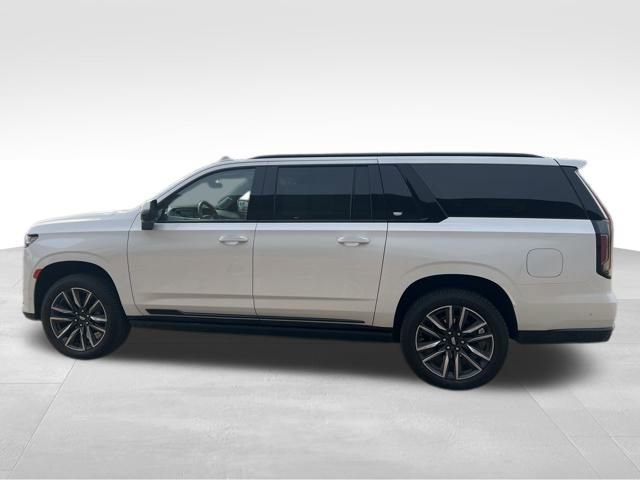 Used 2021 Cadillac Escalade ESV Sport Platinum image 7