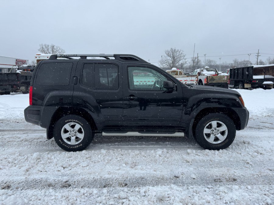 Used 2013 Nissan Xterra 4WD image 6