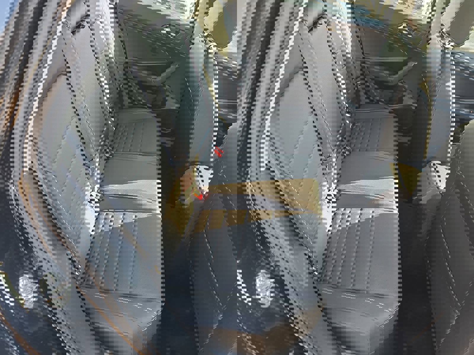 Used 2022 Volkswagen Jetta SE w/ Panoramic Sunroof Package image 11