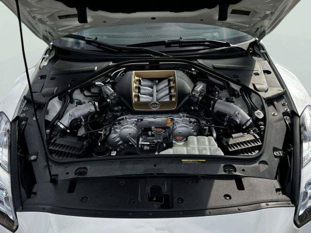 Used 2024 Nissan GT-R w/ Floor Mat Package AWD/4WD image 62