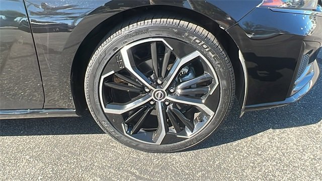 Used 2023 Nissan Altima 2.5 SR image 9