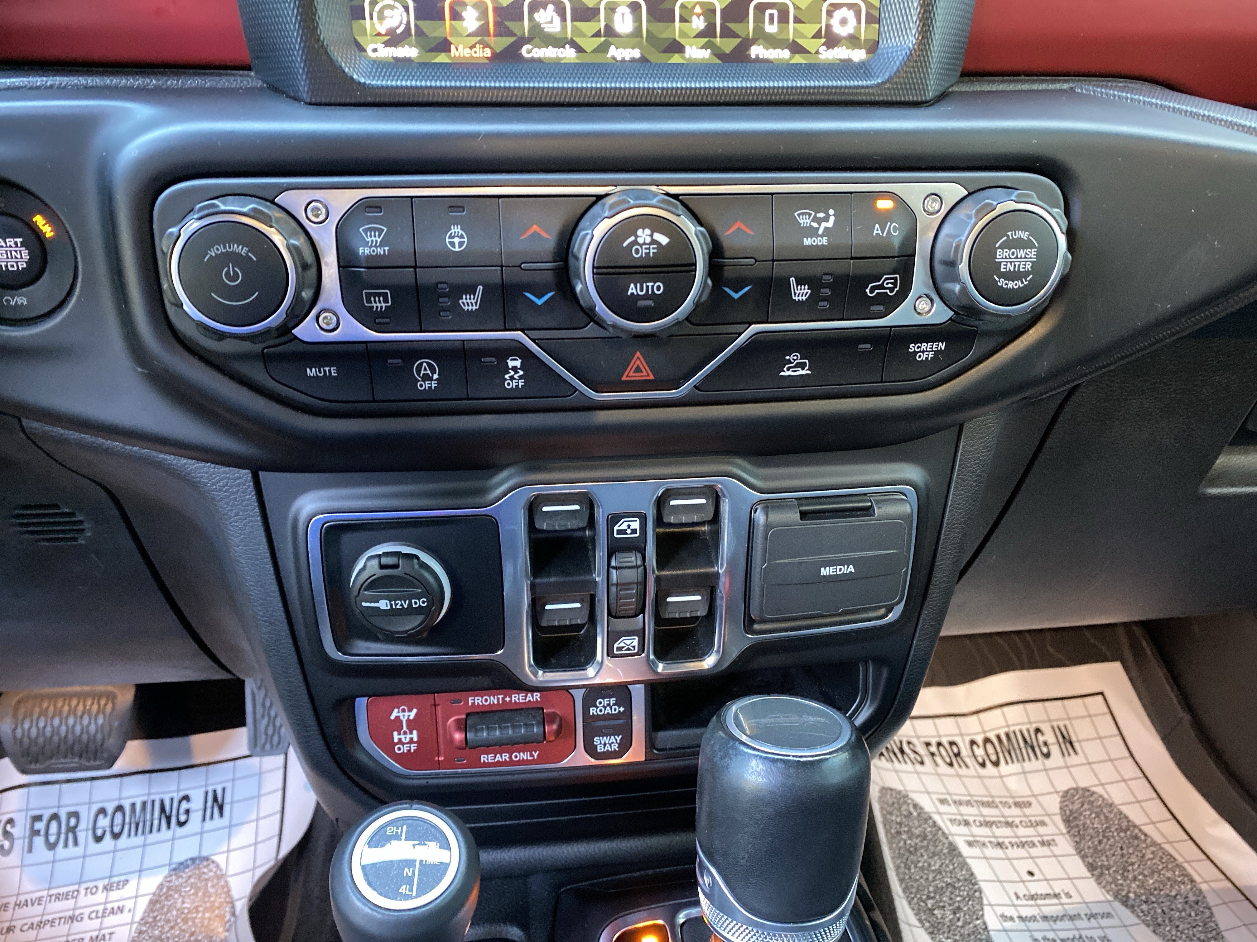 Used 2023 Jeep Gladiator Rubicon w/ LED Lighting Group AWD/4WD image 28