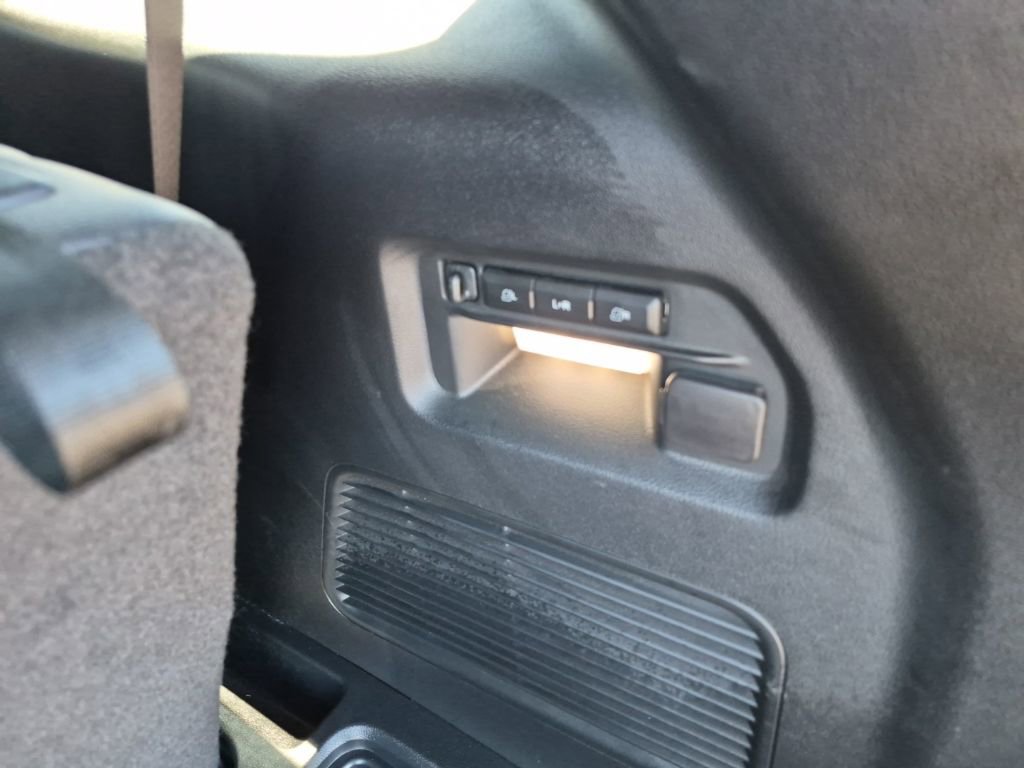 Used 2023 Ford Explorer ST w/ Equipment Group 401A AWD/4WD image 16