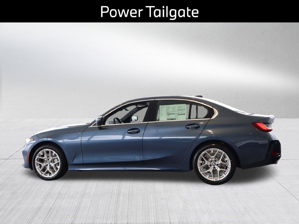 New 2026 BMW 330i xDrive Sedan w/ Premium Package AWD/4WD image 10