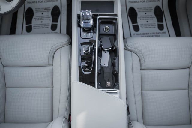 New 2026 Volvo XC60 B5 Ultra w/ Protection Package Premier image 25