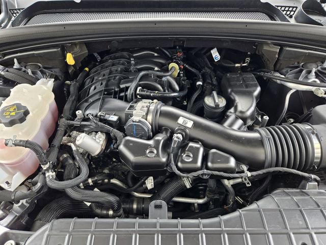 Certified 2024 Jeep Grand Cherokee Altitude AWD/4WD image 39