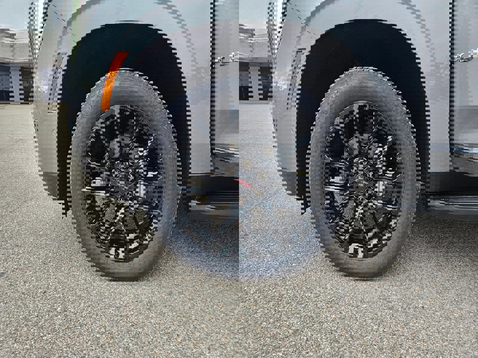 New 2026 GMC Yukon XL Elevation image 29