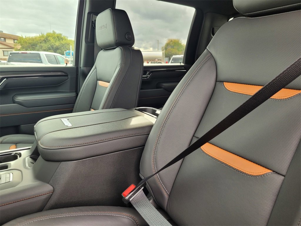 New 2026 GMC Sierra 2500 AT4 w/ AT4 Premium Plus Package image 11