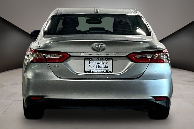Used 2019 Toyota Camry LE w/ Convenience Package FWD image 5