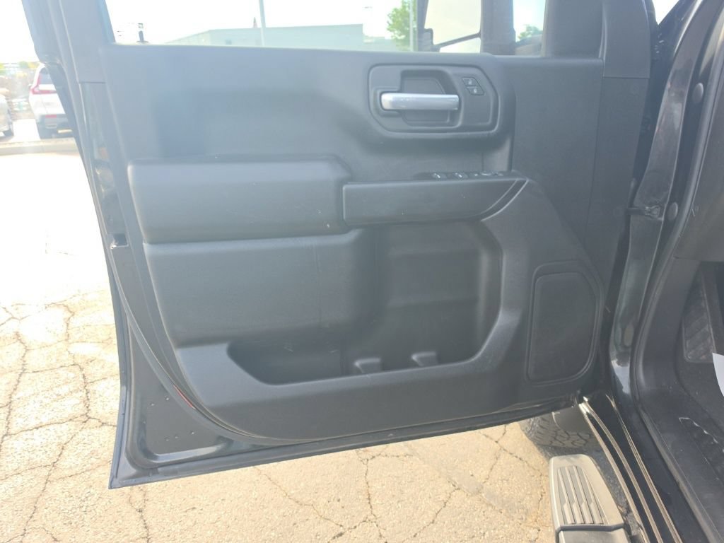 Used 2022 Chevrolet Silverado 2500 Custom w/ Infotainment Package AWD/4WD image 13