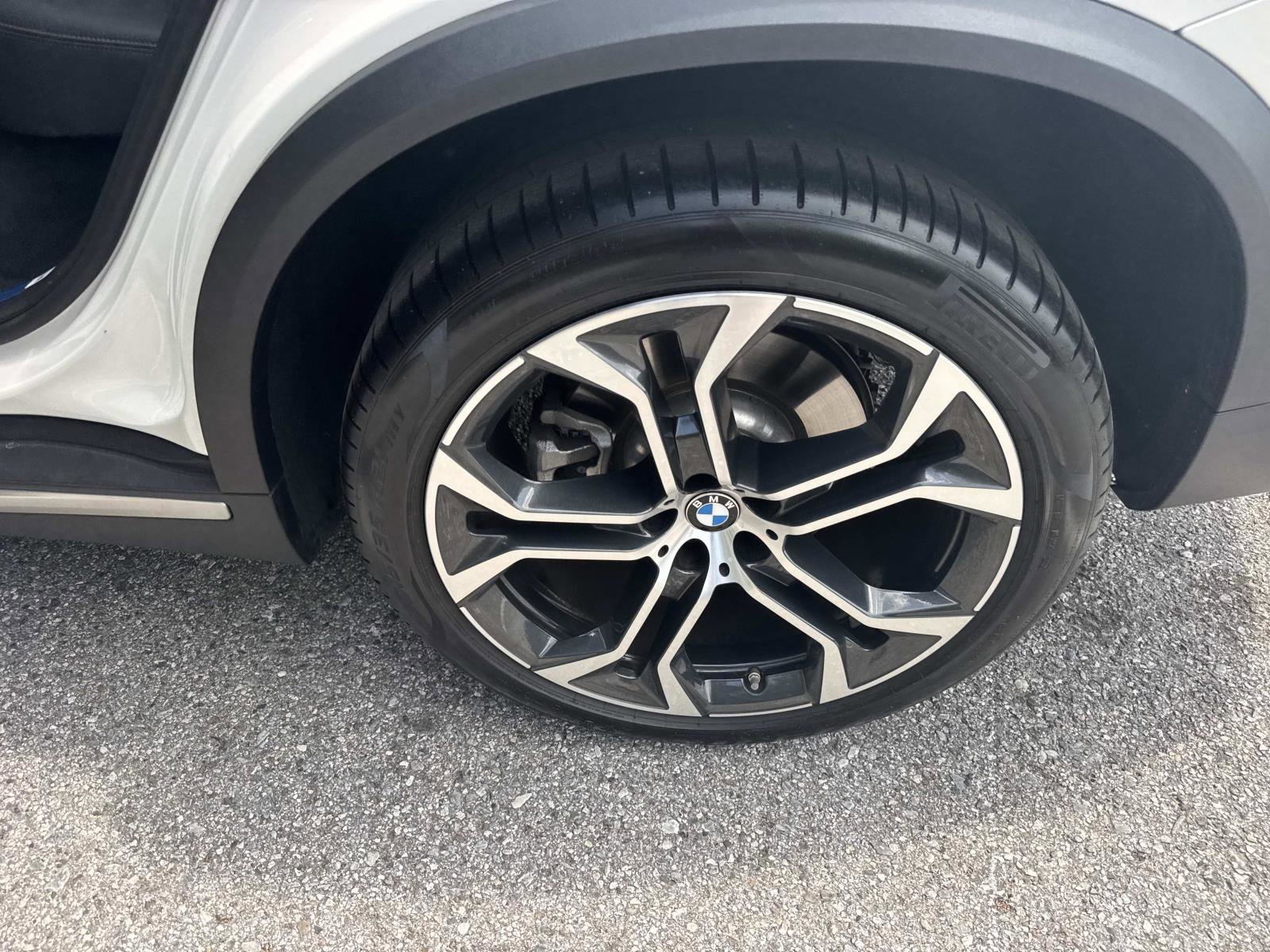 Certified 2026 BMW X5 sDrive40i w/ Climate Comfort Package image 11