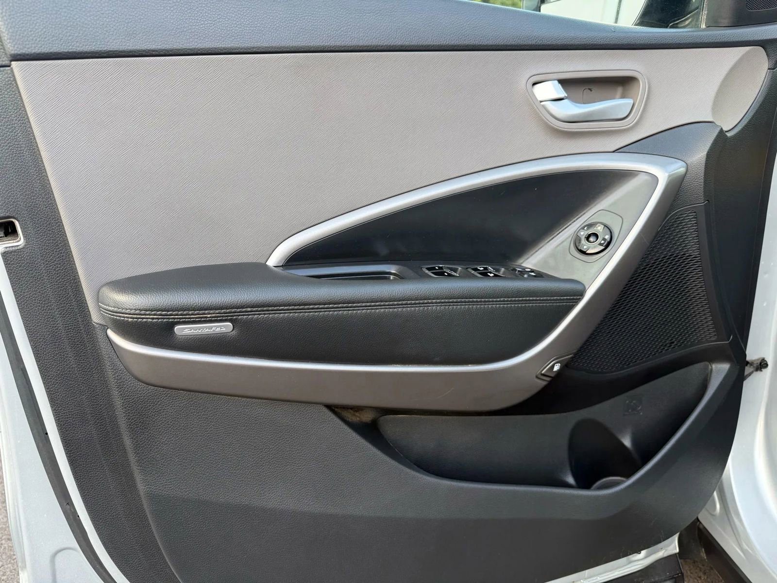 Used 2017 Hyundai Santa Fe Sport image 10