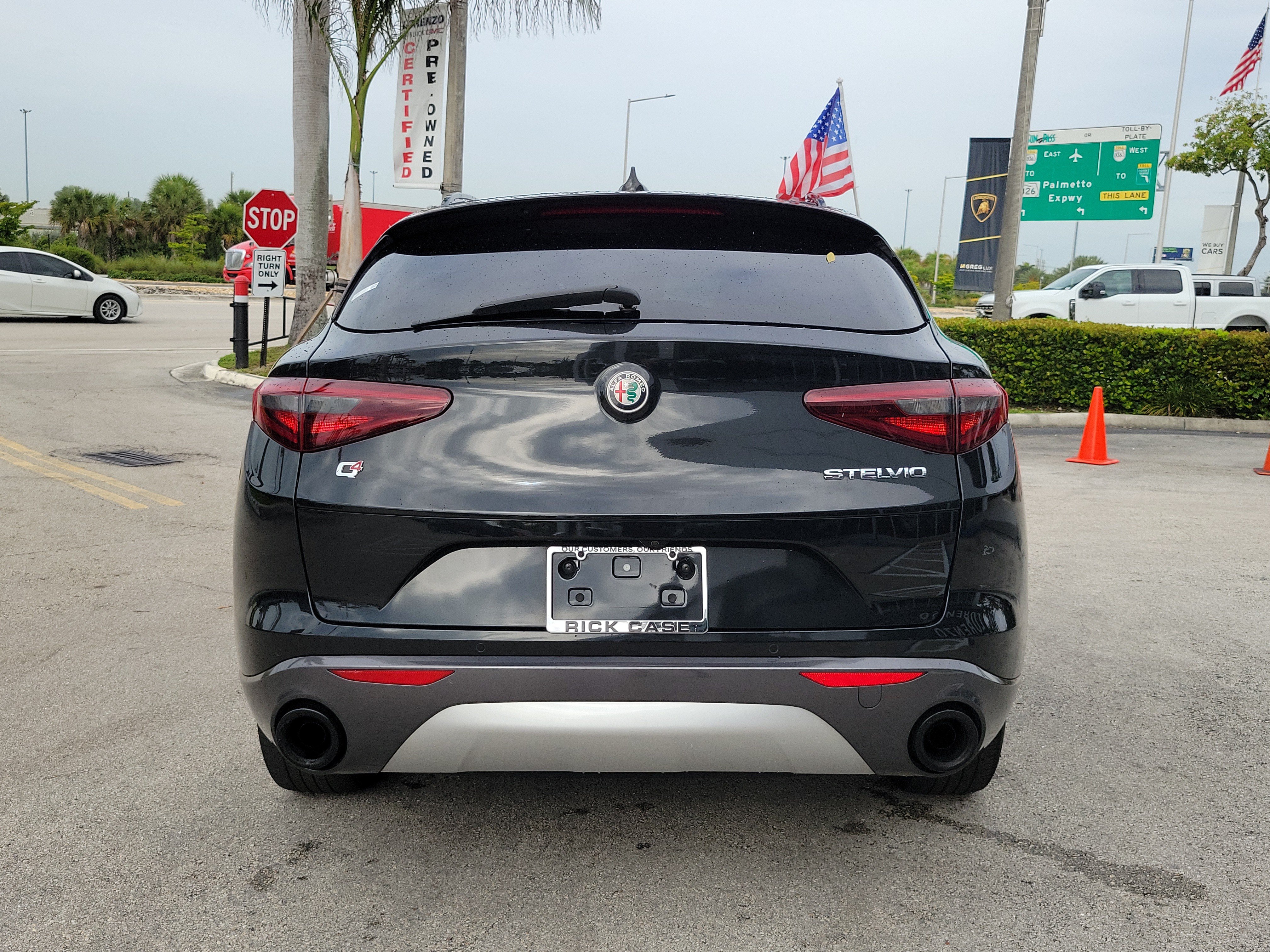 Used 2022 Alfa Romeo Stelvio Ti AWD/4WD image 6