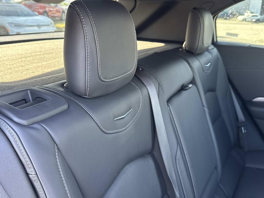 Used 2024 Cadillac XT4 Premium Luxury image 24