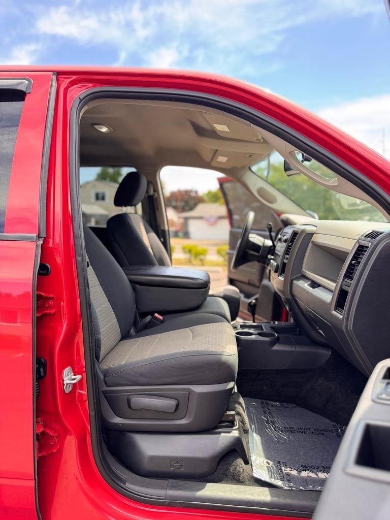 Used 2012 RAM 3500 ST w/ Chrome Appearance Group AWD/4WD image 15