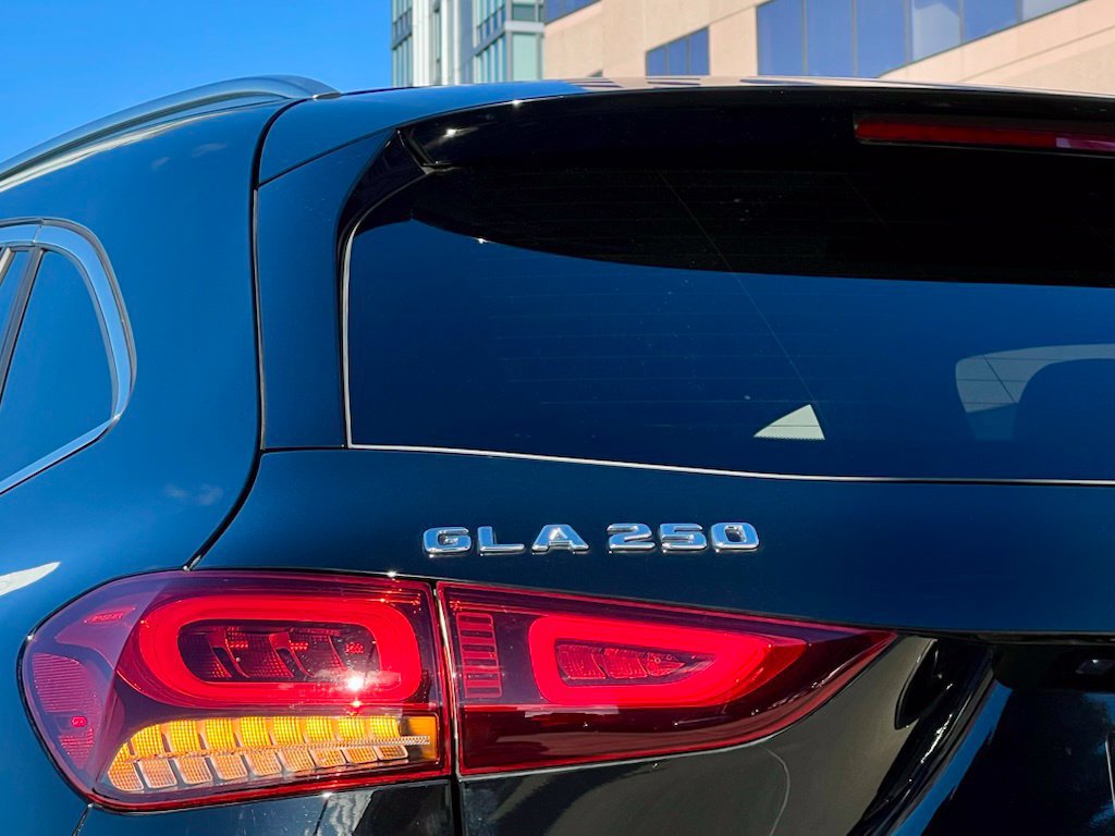 Certified 2023 Mercedes-Benz GLA 250 4MATIC image 10