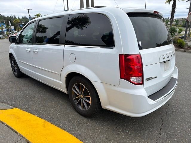 Used 2017 Dodge Grand Caravan SXT FWD image 7