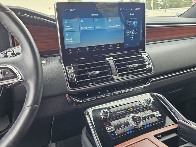Certified 2023 Lincoln Navigator L Reserve image 10