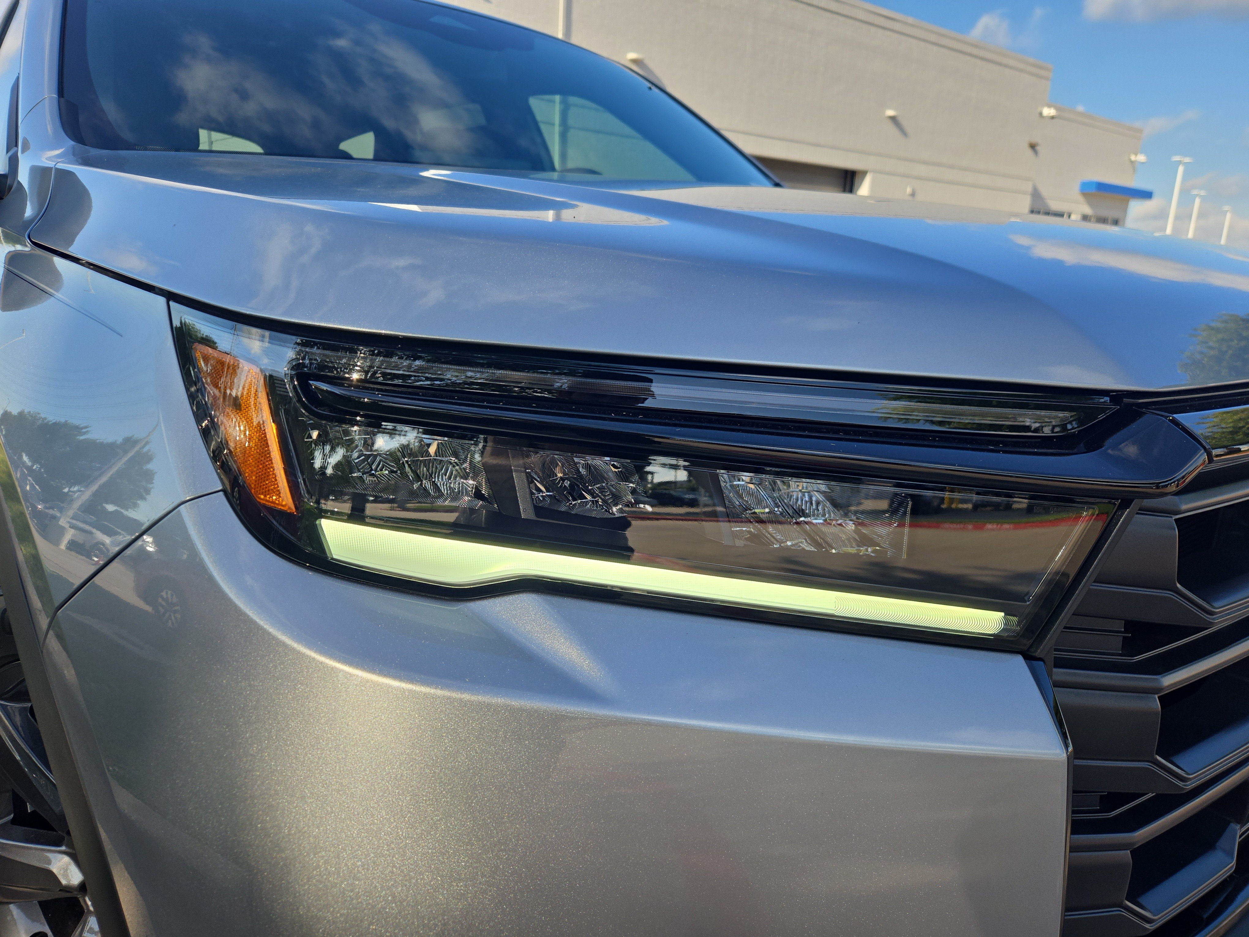 New 2026 Honda Pilot Sport image 11