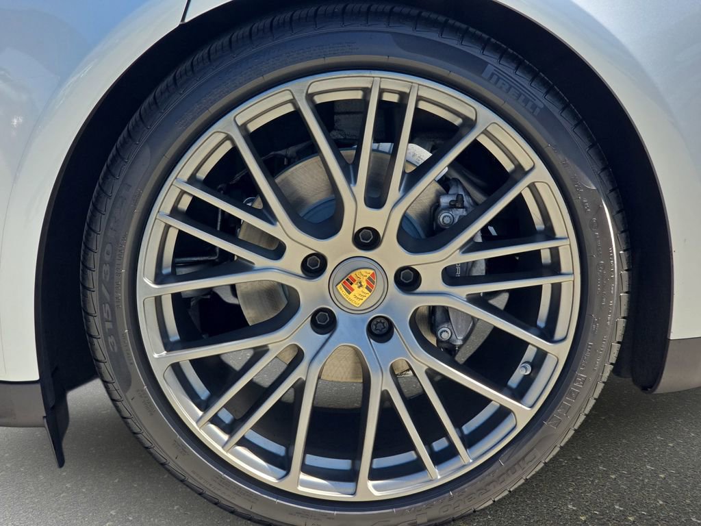 Used 2023 Porsche Panamera Platinum Edition RWD image 37