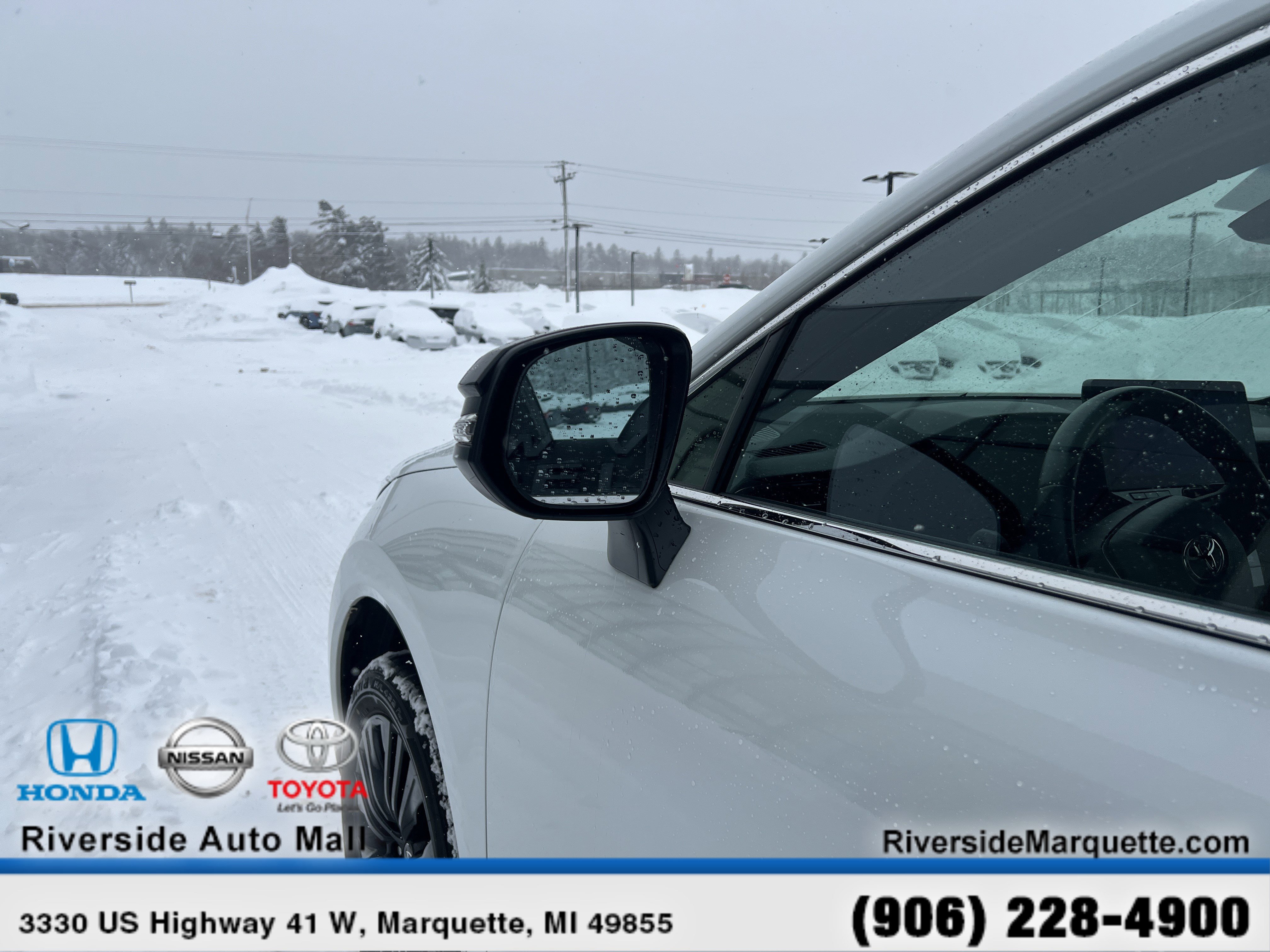 Used 2024 Toyota Venza Nightshade AWD/4WD image 5