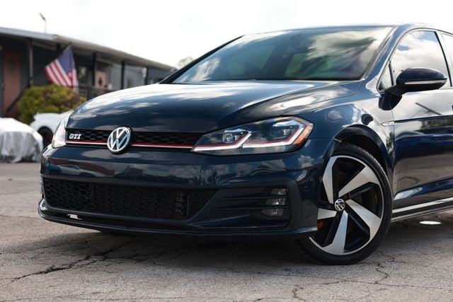 Used 2018 Volkswagen GTI SE FWD image 28