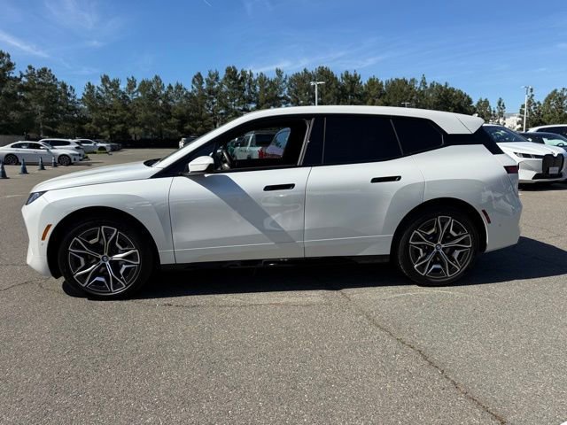 Used 2026 BMW iX xDrive45 w/ Climate Comfort Package image 13