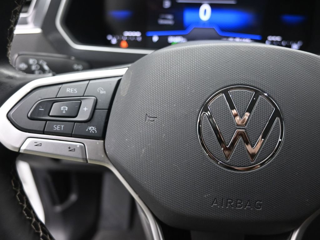 Used 2024 Volkswagen Tiguan S image 15
