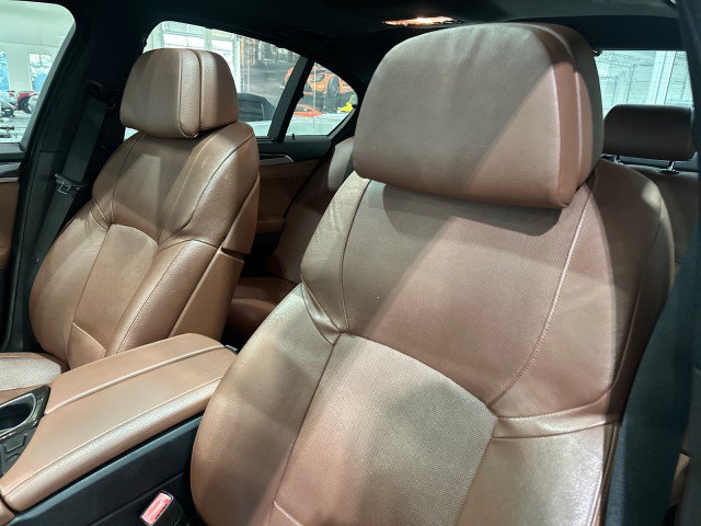 Used 2013 BMW 550i Sedan RWD image 45