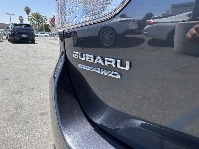 Used 2019 Subaru Forester Premium AWD/4WD image 7