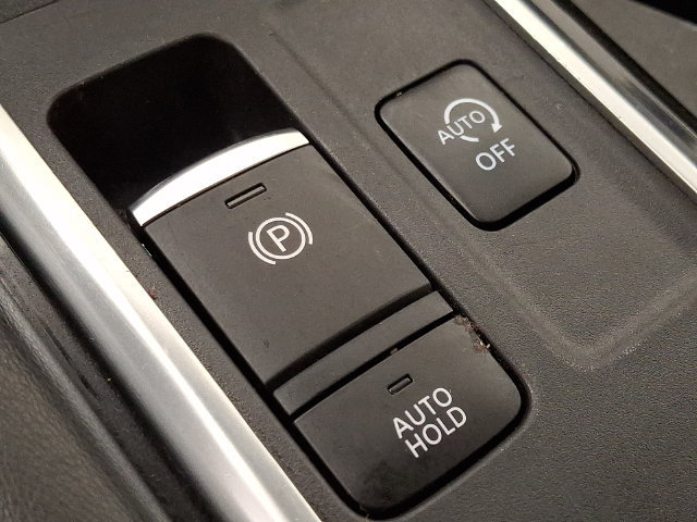 Used 2022 Nissan Pathfinder SV AWD/4WD image 24