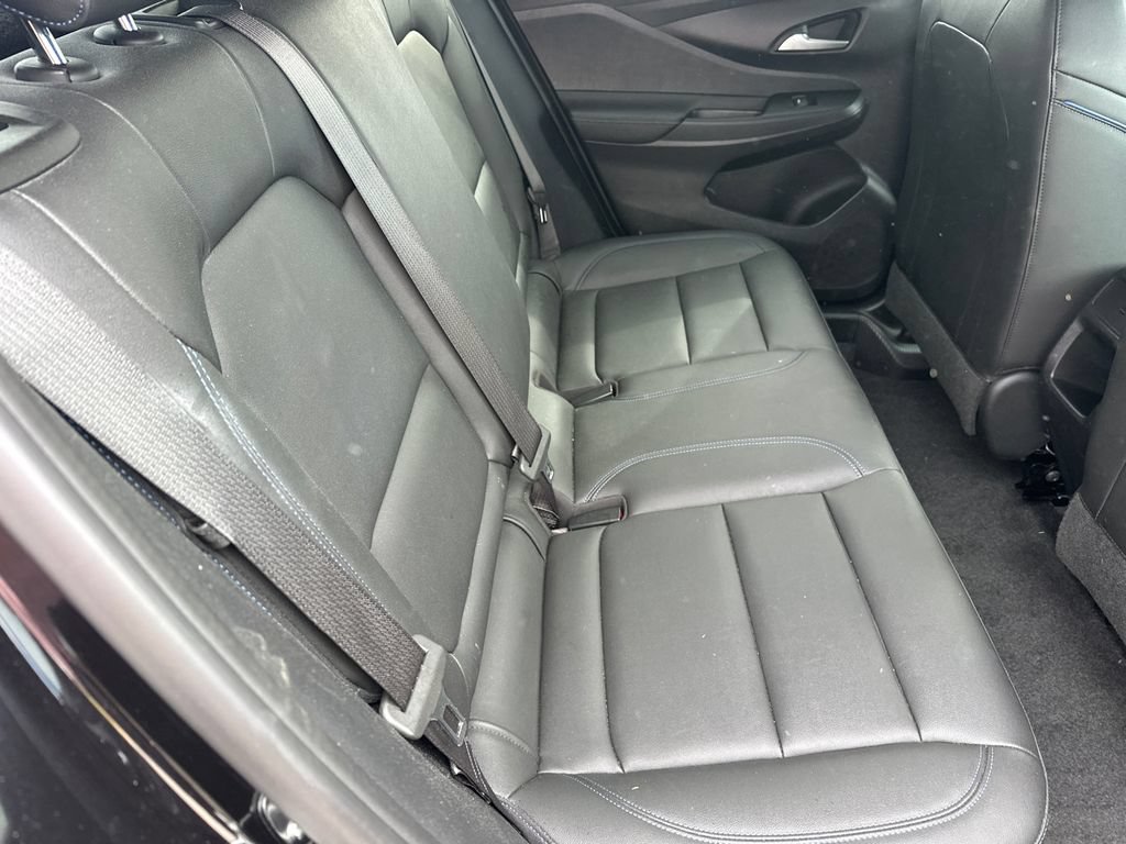 Used 2025 Buick Envista Sport Touring FWD image 15