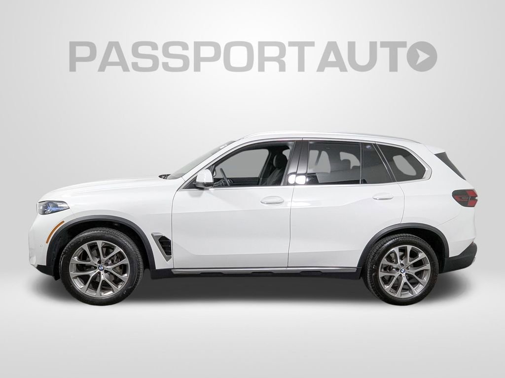 Certified 2025 BMW X5 xDrive40i w/ Premium Package image 2