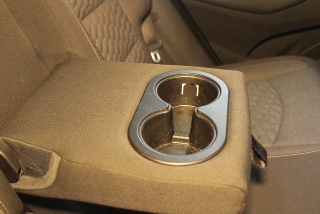 Used 2019 Chevrolet Equinox LT w/ Driver Convenience Package image 15