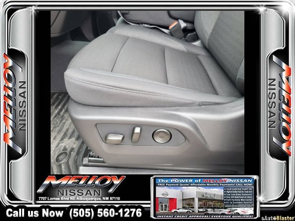 Used 2026 Chevrolet Silverado 1500 Custom Trail Boss w/ LPO, Dark Essentials Package AWD/4WD image 18