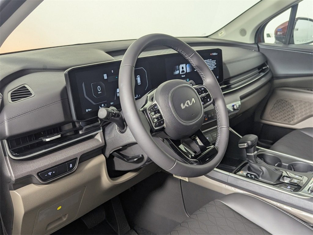 New 2026 Kia Carnival SX image 11