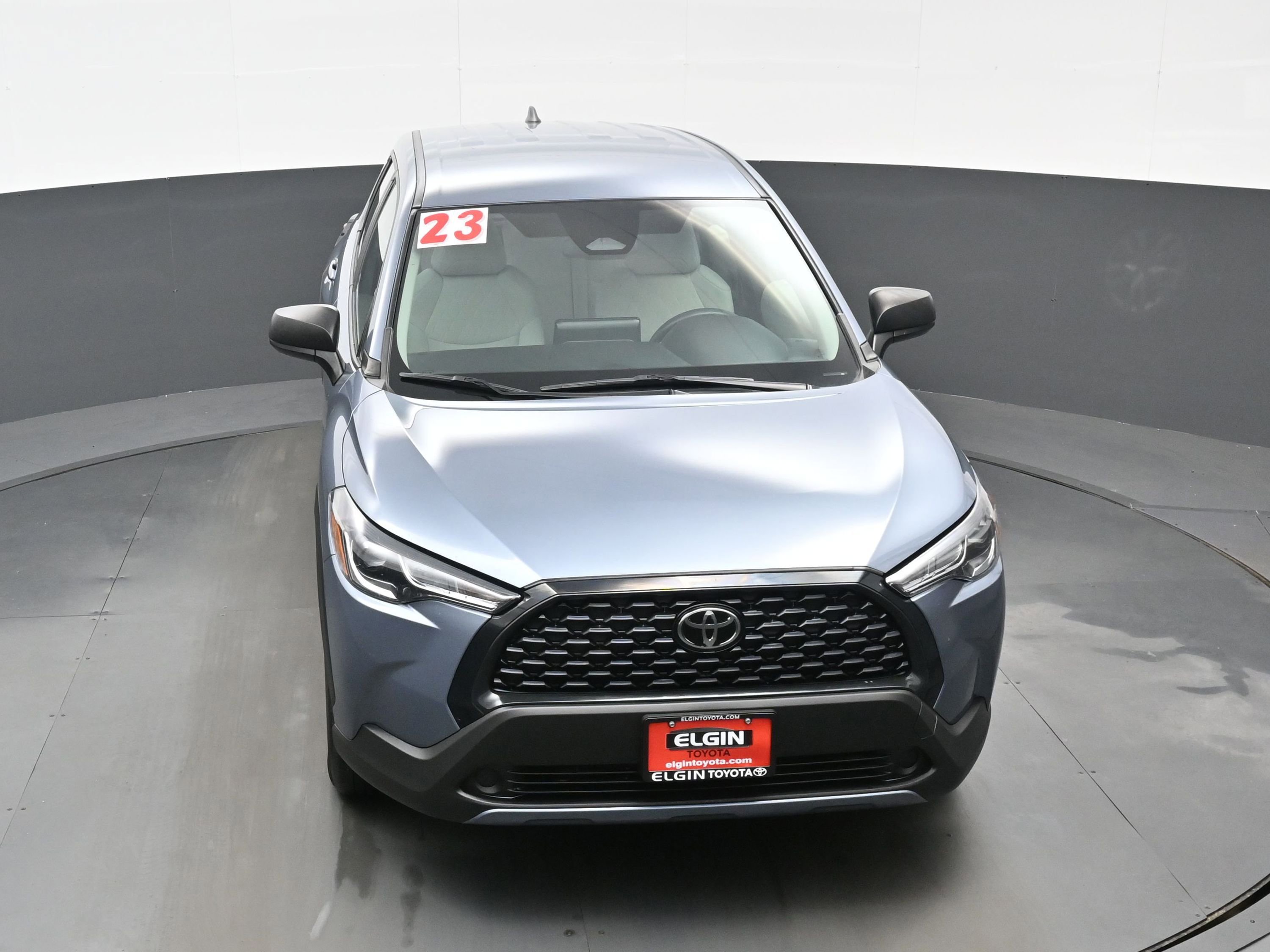 Used 2023 Toyota Corolla Cross L image 32