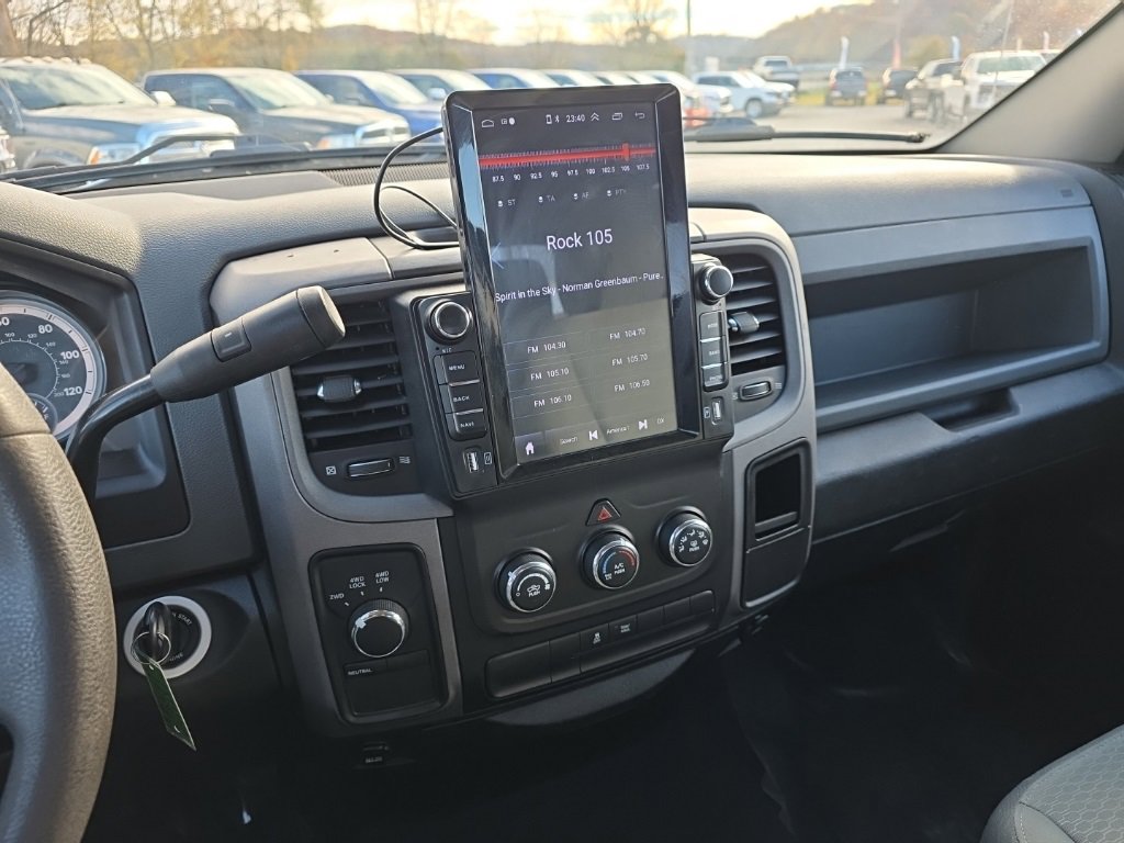 Used 2018 RAM 1500 ST w/ SXT Appearance Group image 22